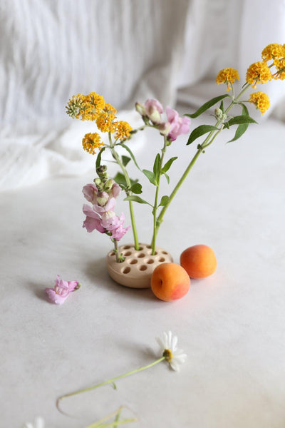 Ceramic Flower Frogs + Jar – Prohibition and Pearls at Home