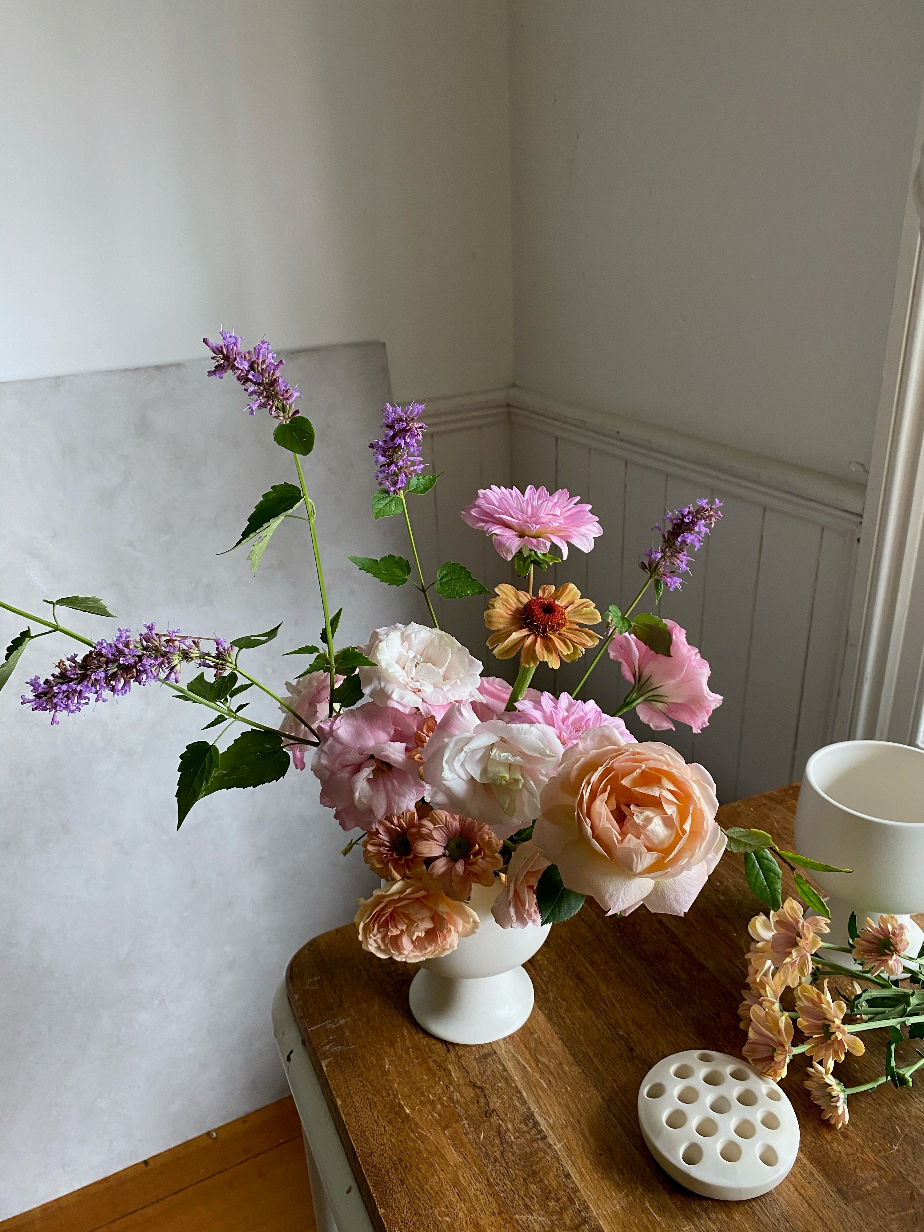 Ceramic Flower Frog | Shell – Oh Flora Store