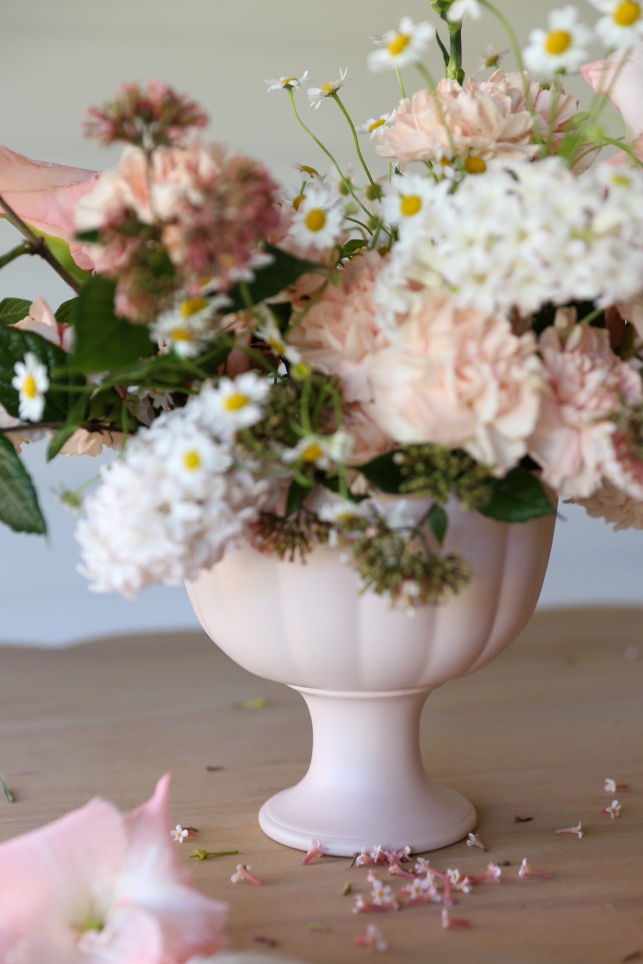 Ceramic Lotus Root Vase Japanese Flower Arrangement Container – Floral  Supplies Store